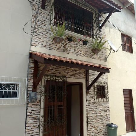 Lindo Chale No Centro De Guaramiranga Apartment Luaran gambar